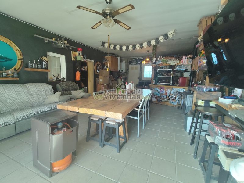 Foto 7ff23a5d-fcc0-43e8-a65f-235b8f6055f7. Casa amb calefacció aparcament piscina a Corbera de Llobregat