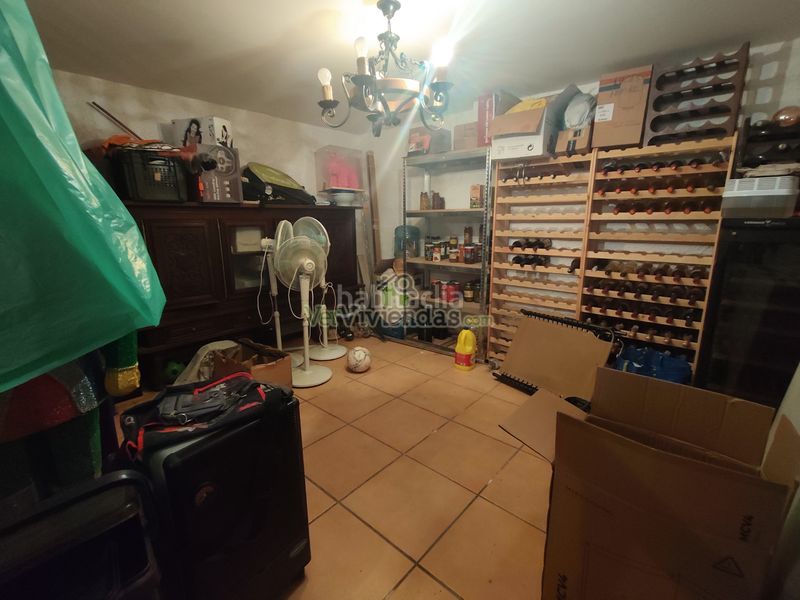 Foto 89ea8ac8-4f6d-463e-b19f-a65cd4862760. Casa amb calefacció aparcament piscina a Corbera de Llobregat