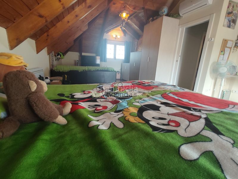 Foto edaf69b2-d8be-442a-b916-899fd8d5db08. Casa amb calefacció aparcament piscina a Corbera de Llobregat