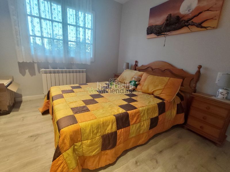 Foto f13fdebe-74b9-4d3c-92f0-c389311d85f2. Casa amb calefacció aparcament piscina a Corbera de Llobregat