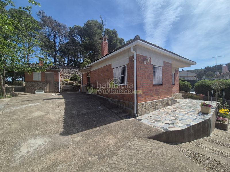 Foto 672a20c5-9fdb-4d67-be57-d1597a585fce. Casa amb aparcament a Vallirana