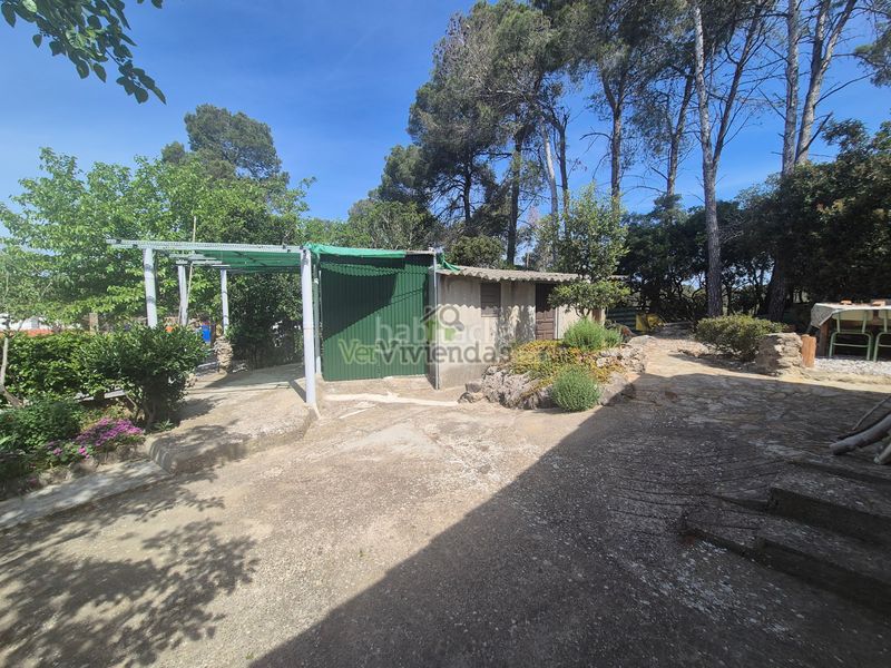 Foto af8ca362-0aba-48c5-8e5a-1528557b7b4b. Casa amb aparcament a Vallirana