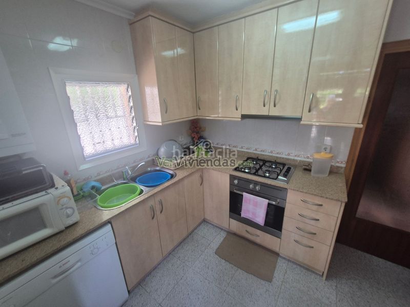 Foto e5090aae-a90f-4f39-a2a0-ab8f77ab2dd7. Casa amb aparcament a Vallirana