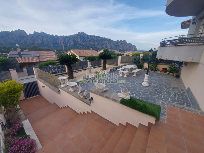 Foto 0cb0096f-2885-44da-b998-414a66fce840. Casa amb xemeneia calefacció aparcament piscina a Collbató