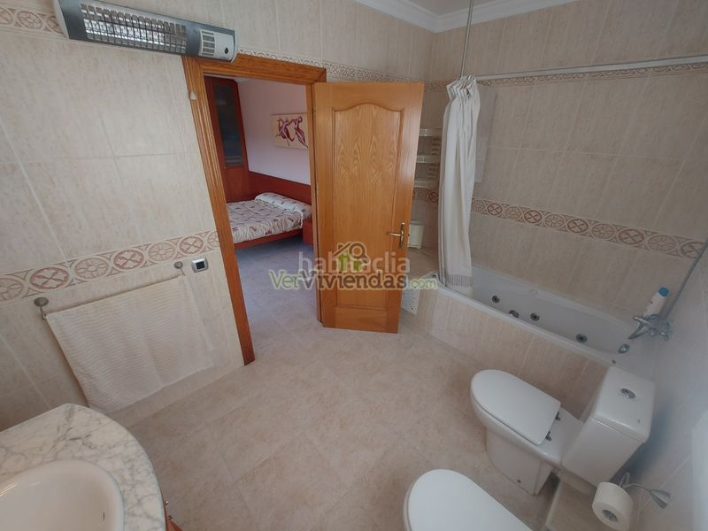 Foto 6e4d5471-95bd-47c3-8bd4-e38cf60b272f. Casa amb xemeneia calefacció aparcament piscina a Collbató