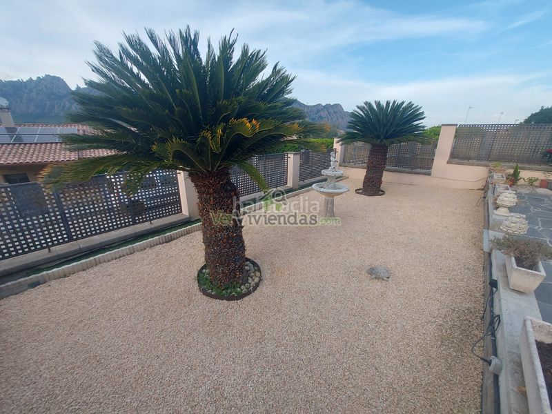 Foto d31f182e-566d-4b04-8b49-ff8f2913af4a. Casa amb xemeneia calefacció aparcament piscina a Collbató