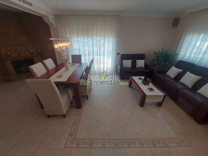 Foto ff384ec1-e028-494a-a063-8705a5721c02. Casa amb xemeneia calefacció aparcament piscina a Collbató