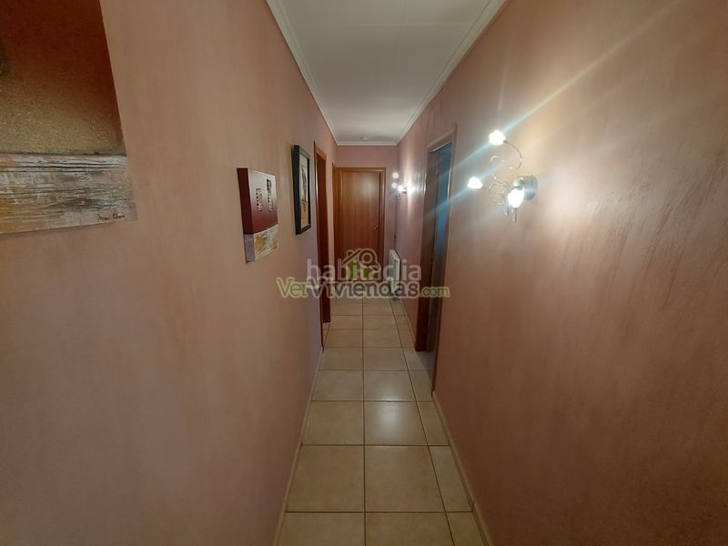 Foto 5fcee76e-9f23-478c-b7ea-e6e720f7f25a. Casa amb calefacció aparcament a Vallirana