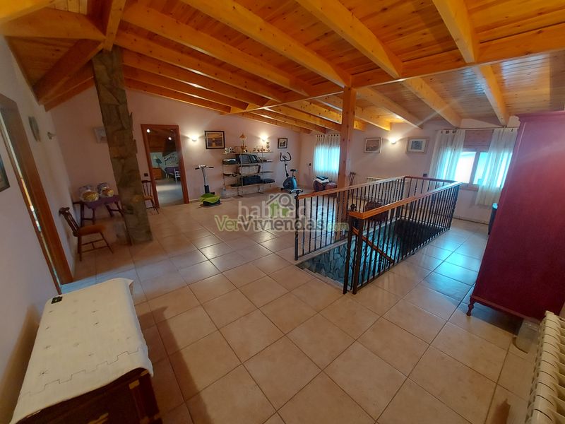 Foto 87941365-40a2-440b-a4ac-2db91107e8d7. Casa amb calefacció aparcament a Vallirana