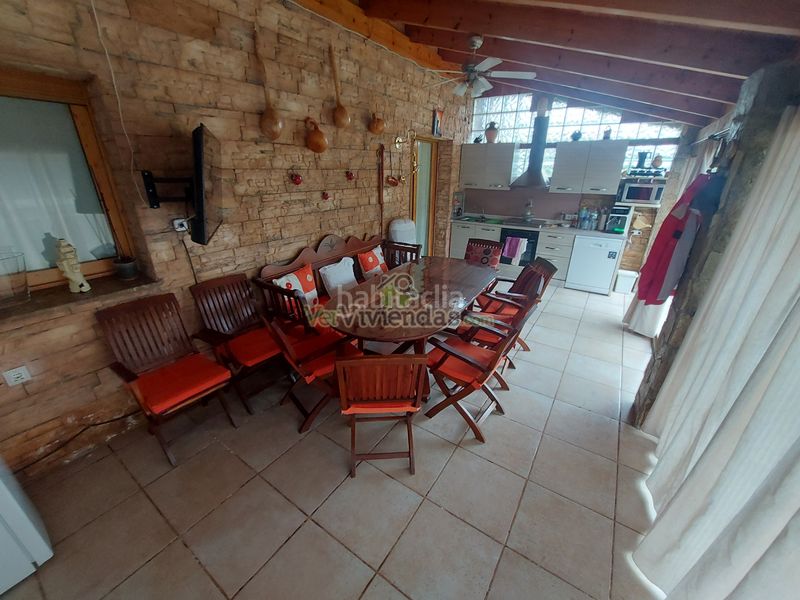 Foto a2c91e70-60b1-4d7d-b3e7-1ccb58c2fd57. Casa amb calefacció aparcament a Vallirana