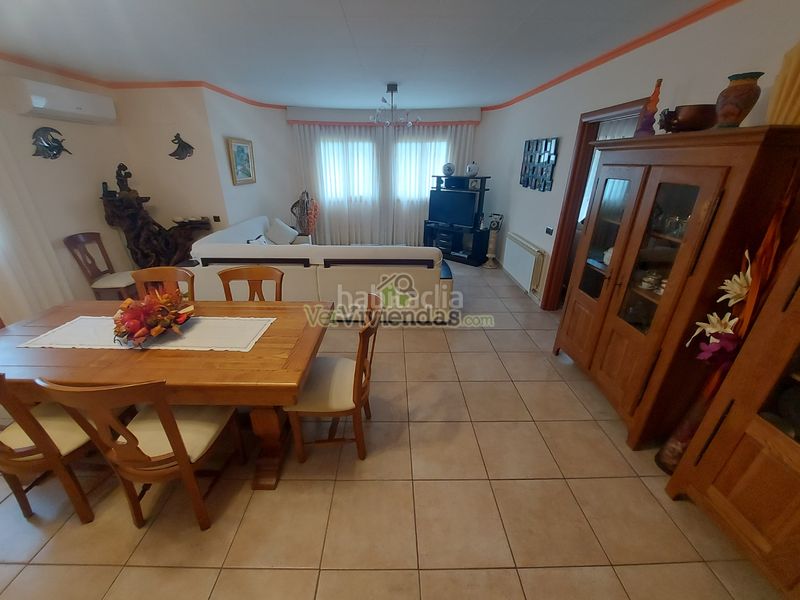 Foto ac6a289b-3cc9-49f4-8794-dafe01bcef67. Casa amb calefacció aparcament a Vallirana