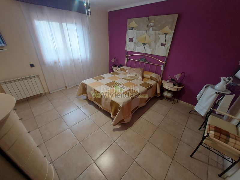Foto cfe1458c-ee18-489f-8d51-5b3474383c4f. Casa amb calefacció aparcament a Vallirana