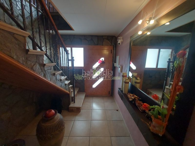 Foto d9164ae7-a5cc-44de-b699-9425b6d48796. Casa amb calefacció aparcament a Vallirana