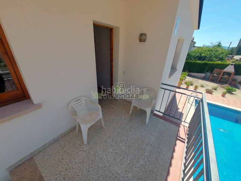 Foto 0b94441c-4f18-42fc-ba64-cb5971288abe. Casa amb xemeneia aparcament piscina a Piera