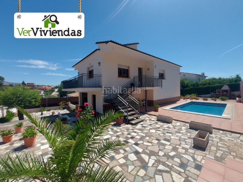 Foto 4593d681-38d7-402f-b2b6-66c6161eb5e5. Casa amb xemeneia aparcament piscina a Piera