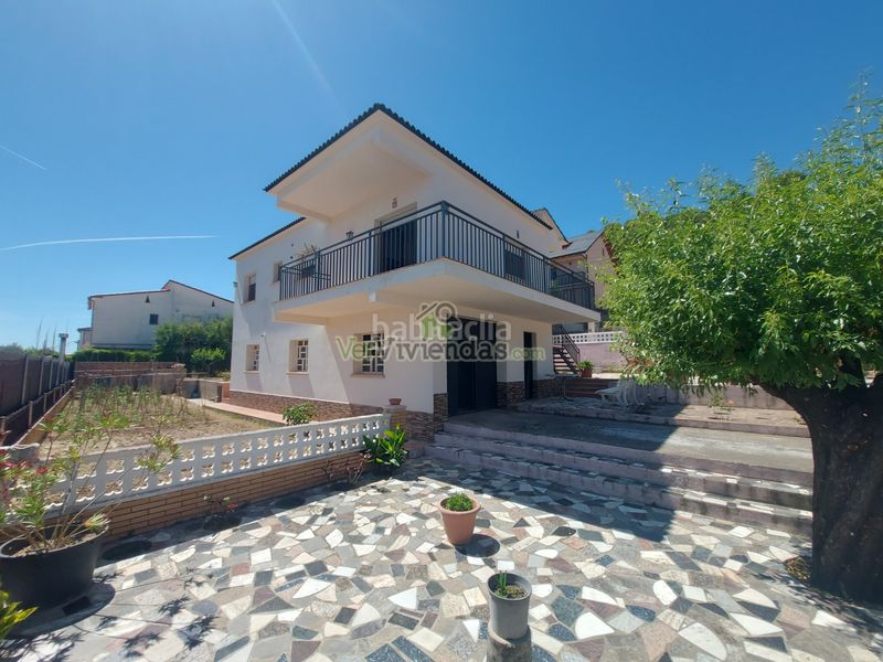 Foto 56b76cd9-6f79-4491-9c76-980a6bc16fbc. Casa amb xemeneia aparcament piscina a Piera