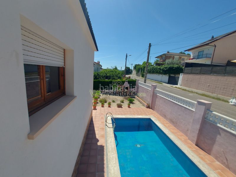 Foto 8eb8b0ee-74a3-4fab-80d8-f6733b599bc2. Casa amb xemeneia aparcament piscina a Piera