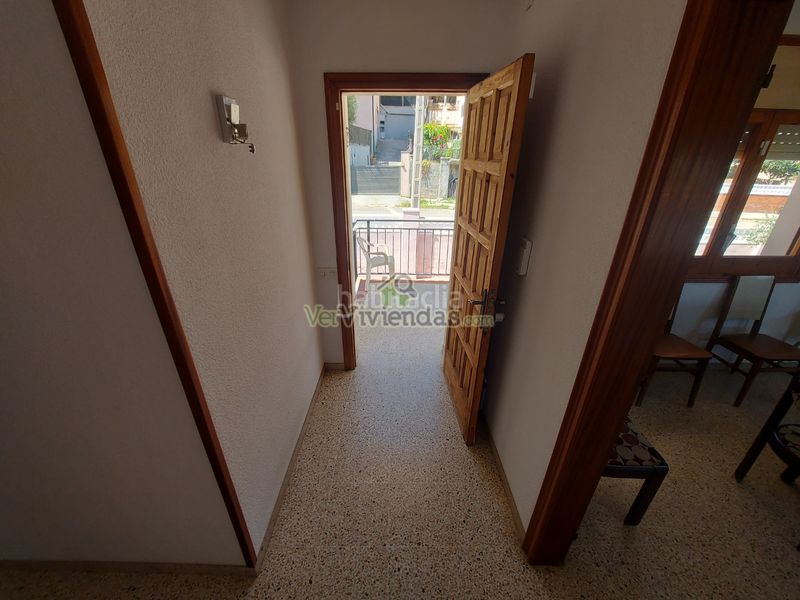 Foto a9c4c523-a65f-4392-a530-abdcd2a00c58. Casa amb xemeneia aparcament piscina a Piera