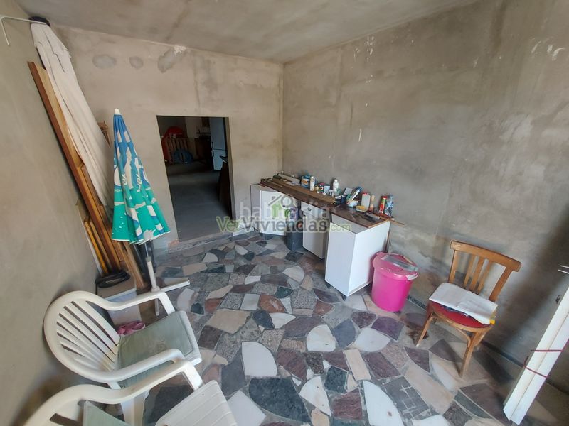 Foto bc8d0b60-071a-475d-8708-f59e6fd354b7. Casa amb xemeneia aparcament piscina a Piera