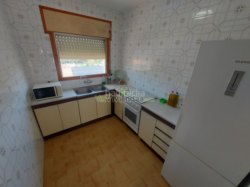 Foto c1bc7021-e151-48ee-8b53-3398cc7013f3. Casa amb xemeneia aparcament piscina a Piera