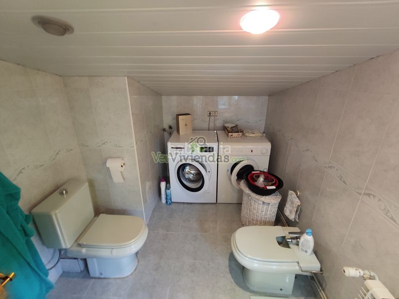 Foto 60fc6440-e93d-4eee-8420-132cfdff85f2. Casa amb xemeneia calefacció piscina a Can Rial Esparreguera