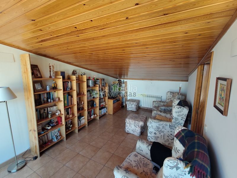 Foto ae08ec01-e3a7-45a2-a829-4cab6a9883f6. Casa amb xemeneia calefacció piscina a Can Rial Esparreguera