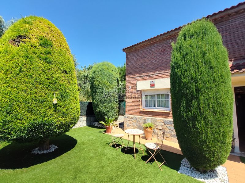 Foto db6cb678-4a03-4fc5-bf8d-cc54172e6fec. Casa amb xemeneia calefacció piscina a Can Rial Esparreguera