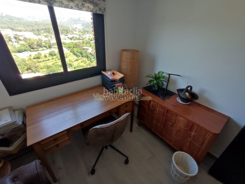 Foto b183f655-d397-4118-b395-69d9632366fd. Casa amb xemeneia calefacció aparcament piscina a Cervelló
