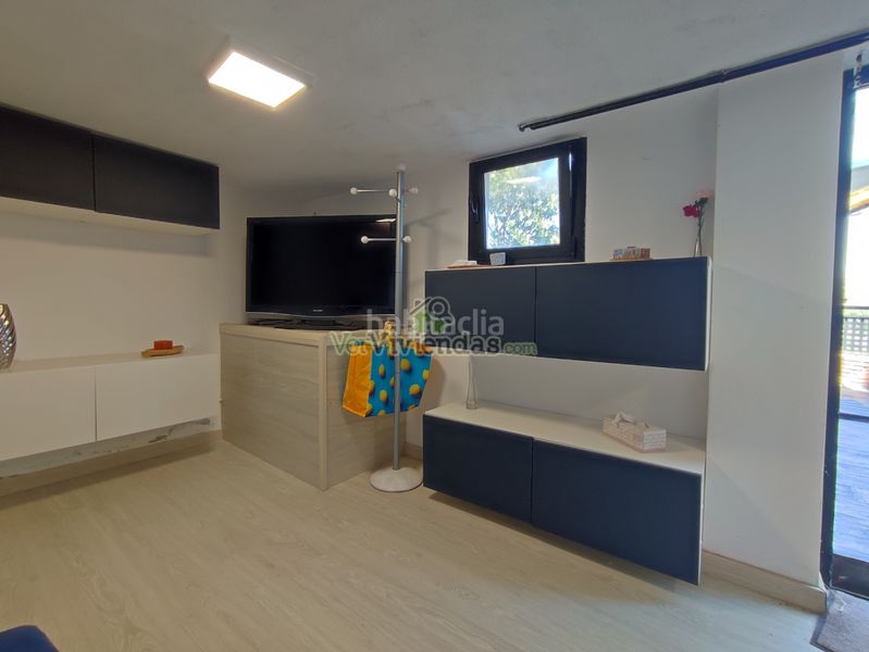 Foto cb6b729f-7d48-48cd-b3ec-c61aa9057c21. Casa amb xemeneia calefacció aparcament piscina a Cervelló