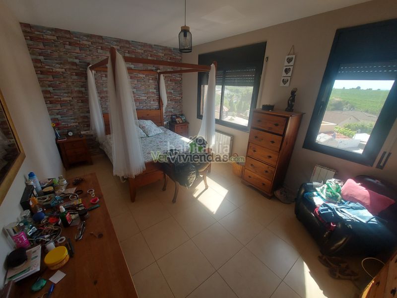 Foto e7dd283c-bd68-4e52-b815-1b084eccb1ec. Casa amb calefacció aparcament piscina a Piera