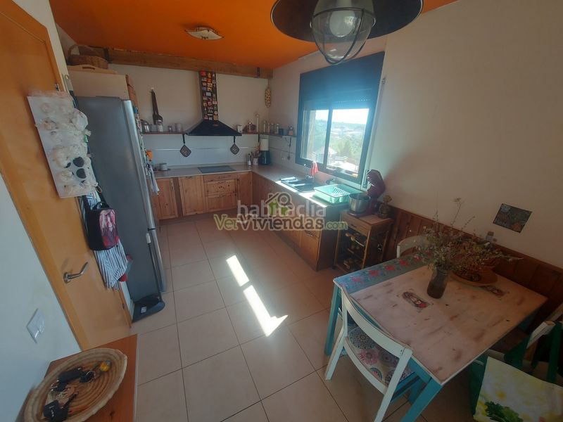 Foto f78cb12d-298b-4746-a45f-d62128ebf5c9. Casa amb calefacció aparcament piscina a Piera