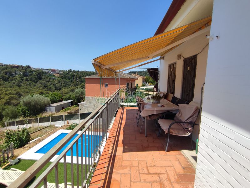 Foto 4fe5d090-a690-414b-b8d5-530b908c54f7. Casa amb xemeneia calefacció piscina a Olesa de Bonesvalls