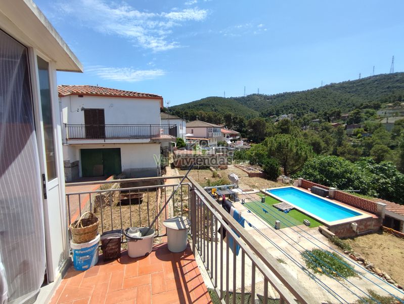 Foto de1b8688-cbb0-4266-98c6-2c43068de2fc. Casa amb xemeneia calefacció piscina a Olesa de Bonesvalls