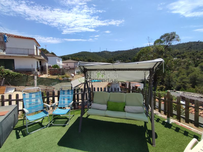 Foto f2bef01e-a4d2-4fe2-82a4-89ffc8e7a1e7. Casa amb xemeneia calefacció piscina a Olesa de Bonesvalls