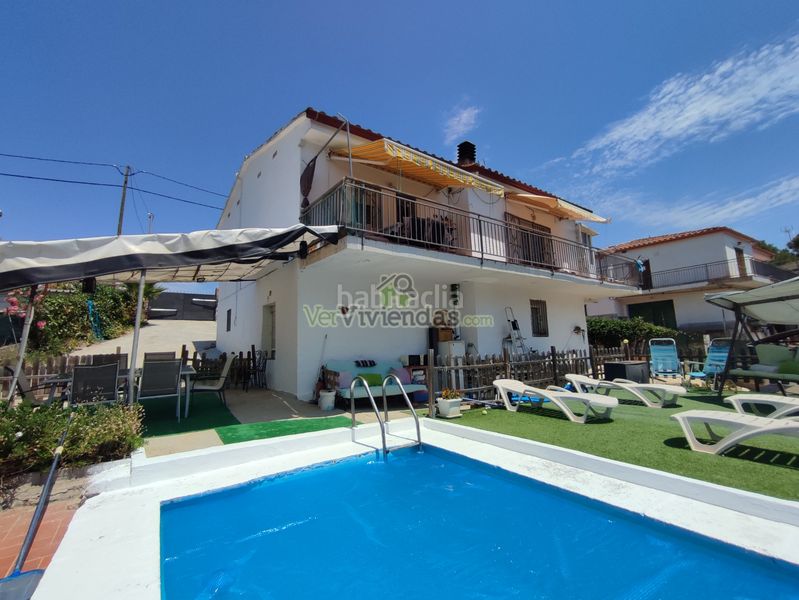 Foto faa00143-96de-4ced-99f1-327e1c1301e2. Casa amb xemeneia calefacció piscina a Olesa de Bonesvalls