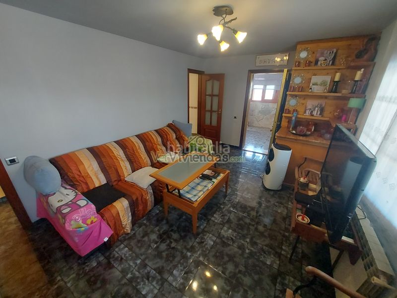 Foto 3df81175-7975-44c4-baae-3c734b1d03b8. Casa bonita casa con piscina en Castellbisbal