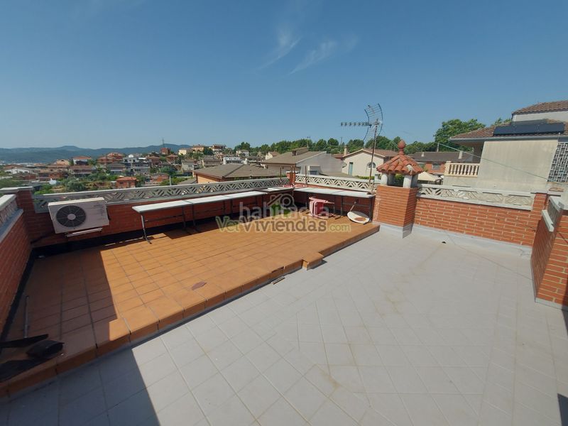 Foto 4eb0bdcc-6db0-4b36-a5ad-e9c32fff804a. Casa bonita casa con piscina en Castellbisbal