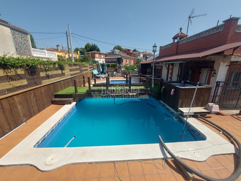 Foto ac2e4209-5ea2-4927-8824-8d9d074694e3. Casa bonita casa con piscina en Castellbisbal