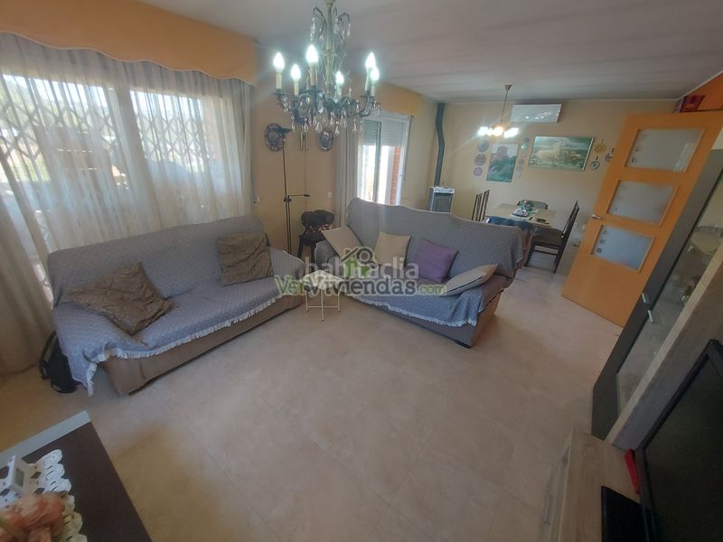 Foto 52299e98-2161-4f0a-b70c-26369b8a06d7. Casa amb xemeneia calefacció aparcament a Cervelló