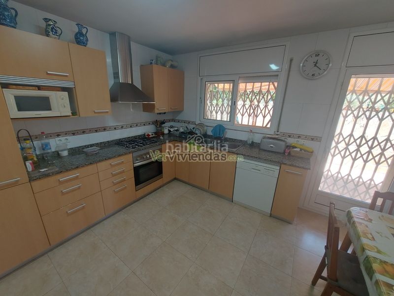 Foto 9476b534-c916-4a0e-b5ad-f036f31c233e. Casa amb xemeneia calefacció aparcament a Cervelló