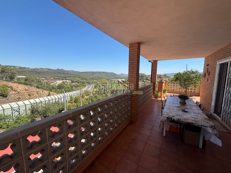 Foto 9b2176c8-d05d-496d-b261-128b8879d953. Casa amb xemeneia calefacció aparcament a Cervelló