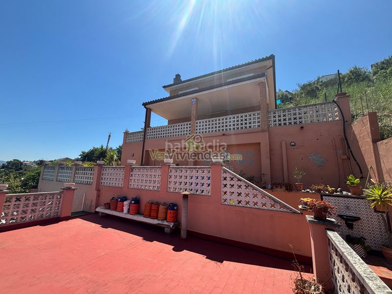 Foto dfc4db55-2300-4564-80af-274600a87aac. Casa amb xemeneia calefacció aparcament a Cervelló