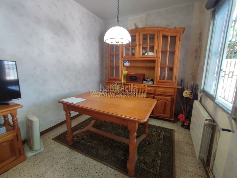Foto 072982e4-0aad-468c-a232-261dbaea0b97. Casa amb xemeneia calefacció aparcament a Sant Andreu de la Barca