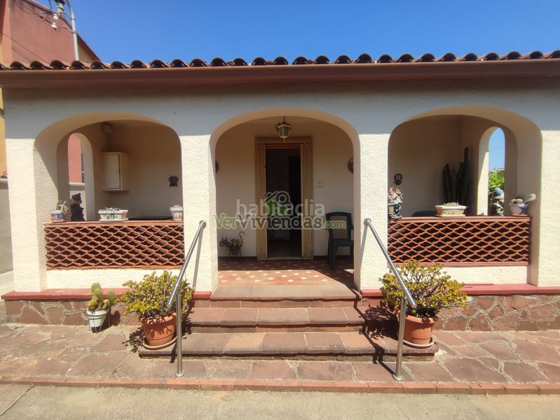 Foto 1314f320-da78-402f-8361-e20a7e7977b6. Casa amb xemeneia calefacció aparcament a Sant Andreu de la Barca