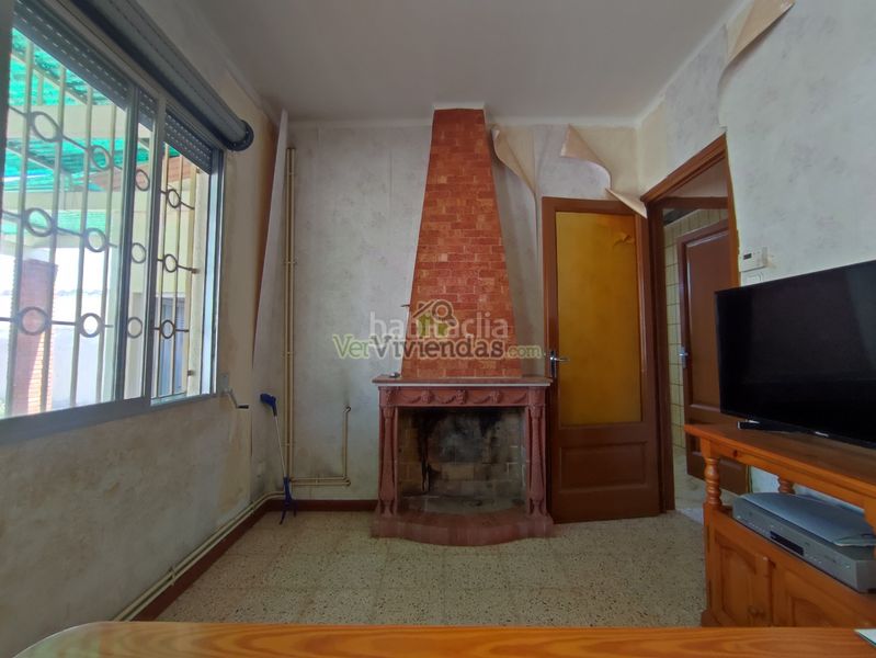 Foto 54707798-1dac-4a65-953e-77150896e4f7. Casa amb xemeneia calefacció aparcament a Sant Andreu de la Barca