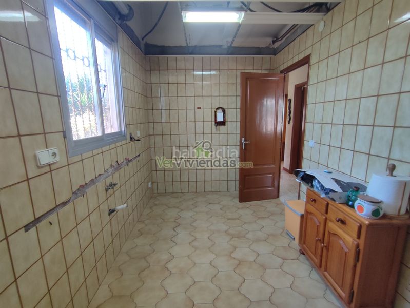 Foto c868f39e-061b-40a2-8a6c-39394308e17d. Casa amb xemeneia calefacció aparcament a Sant Andreu de la Barca
