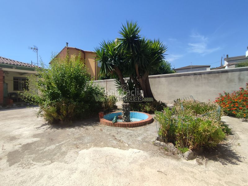Foto cf78ca8c-b3c9-4247-bc7c-f4313510e408. Casa amb xemeneia calefacció aparcament a Sant Andreu de la Barca
