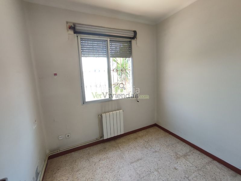 Foto da32ab54-8f01-49ef-9329-108a13b67a7f. Casa amb xemeneia calefacció aparcament a Sant Andreu de la Barca