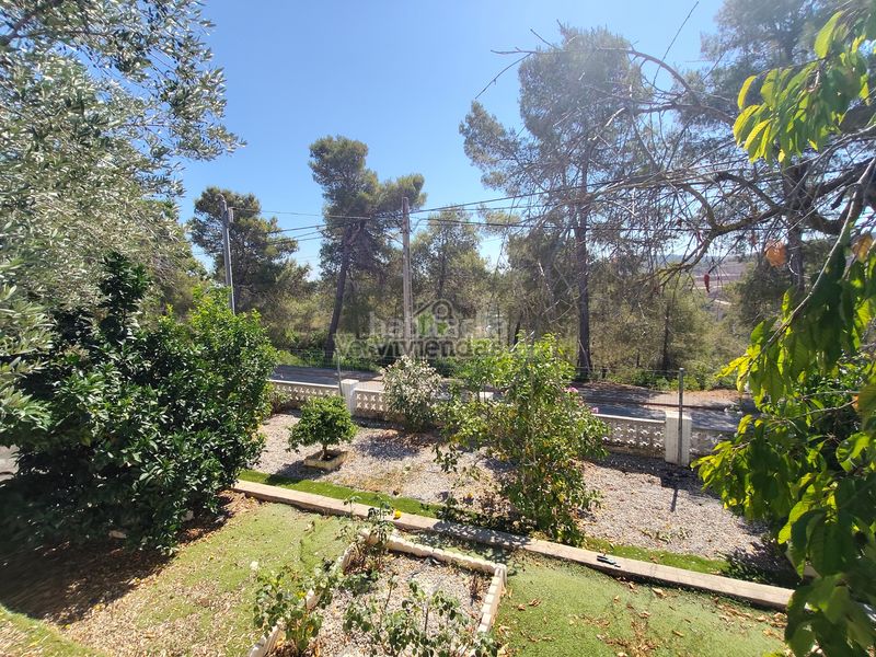 Foto 45a687fe-6c0d-4f70-9625-b083f187113f. Casa amb xemeneia calefacció aparcament a Vallirana