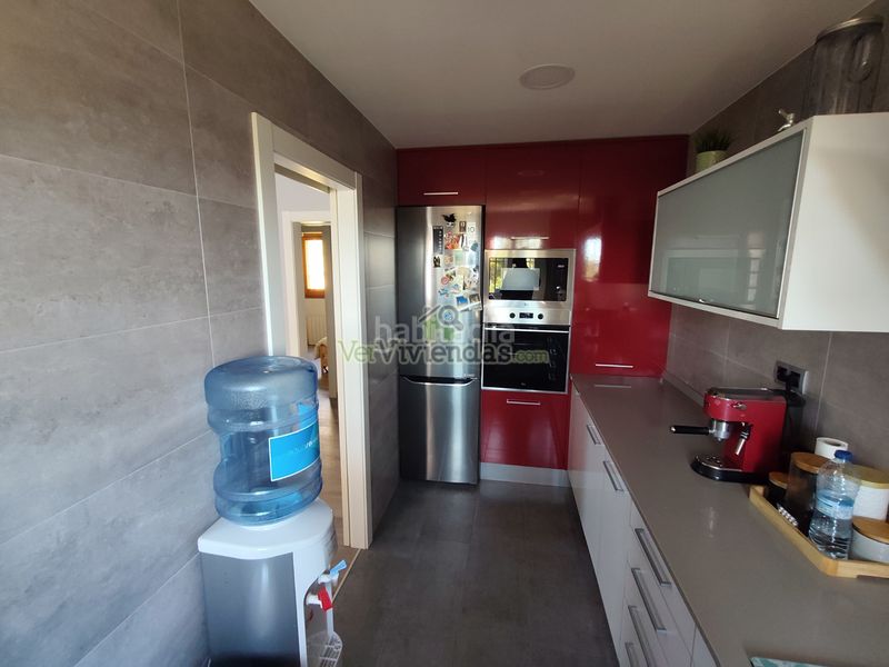 Foto 63c96f07-eab0-475b-89bb-7c40342a1caa. Casa amb xemeneia calefacció aparcament a Vallirana